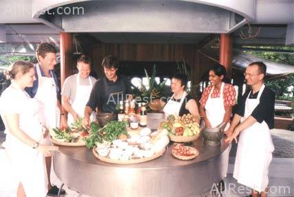 Laem Set Inn Hotel 31